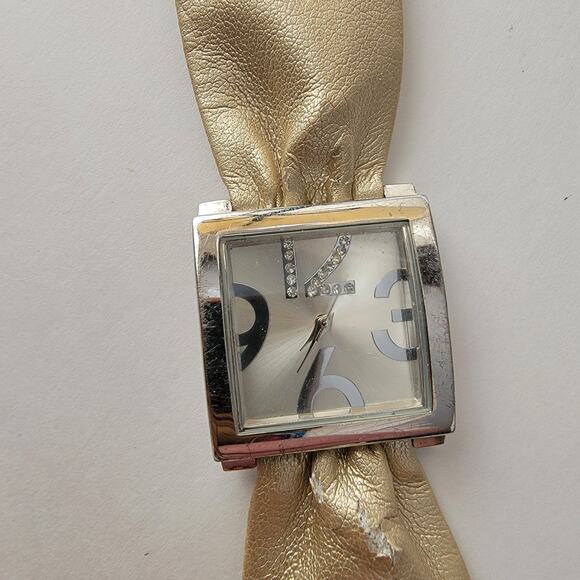 Vintage Watches Gold Wide Strap Square Dial Watch Bold Y2K Glam Statement - Picture 4 of 10